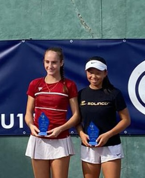 Patrícia Gui made the doubles final at the ITF Junior J30 in Portimão